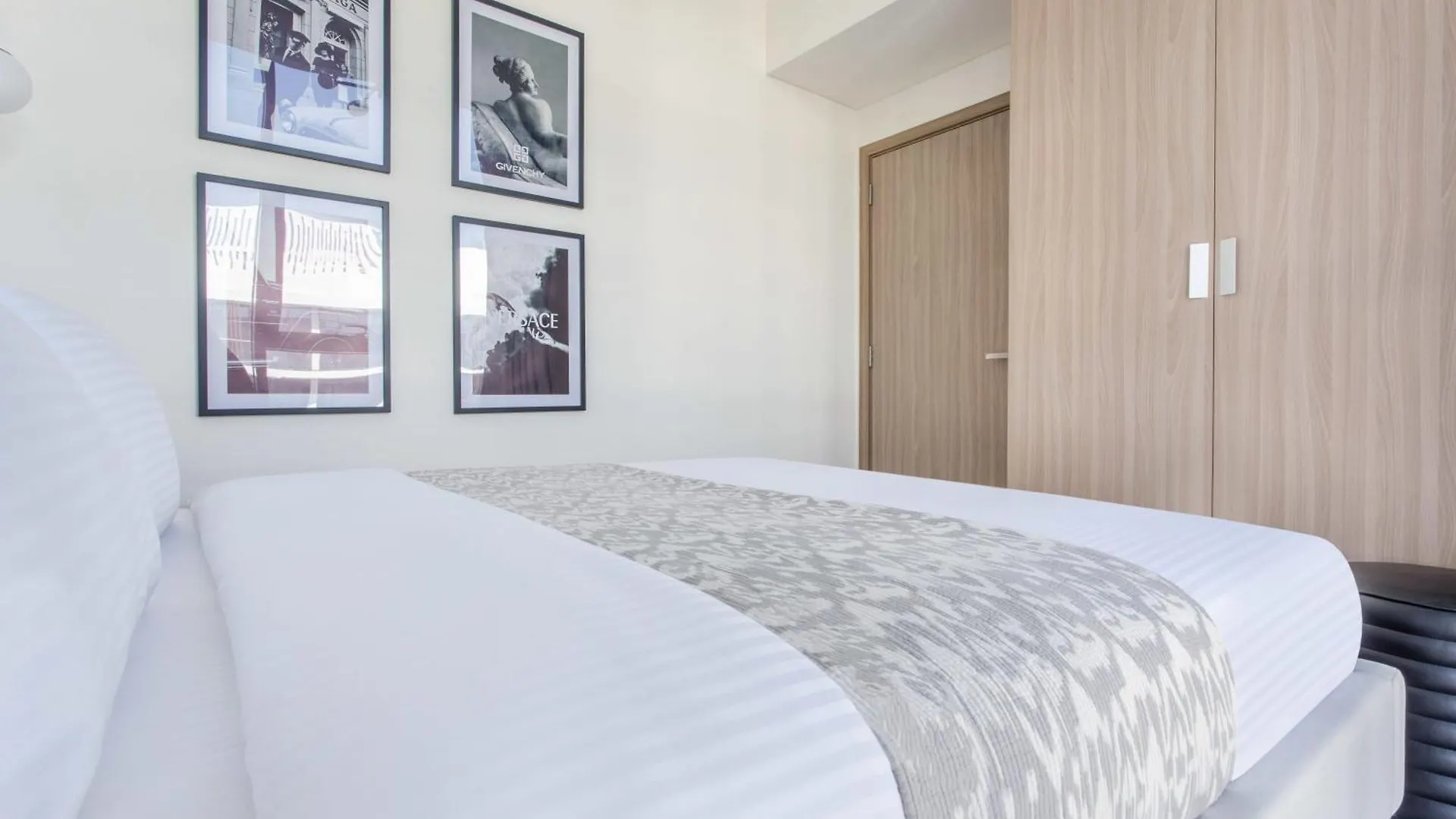 Apartment Frank Porter - Riviera 27 Dubai