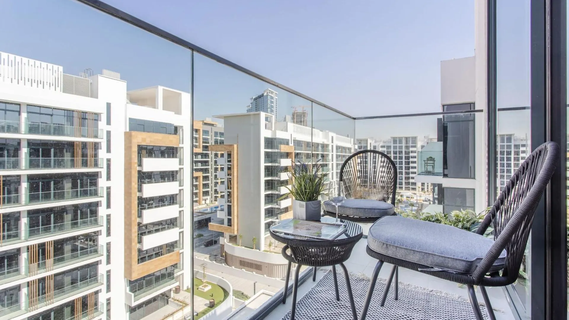 Frank Porter - Riviera 27 Dubai 0*,  Emirados Árabes Unidos